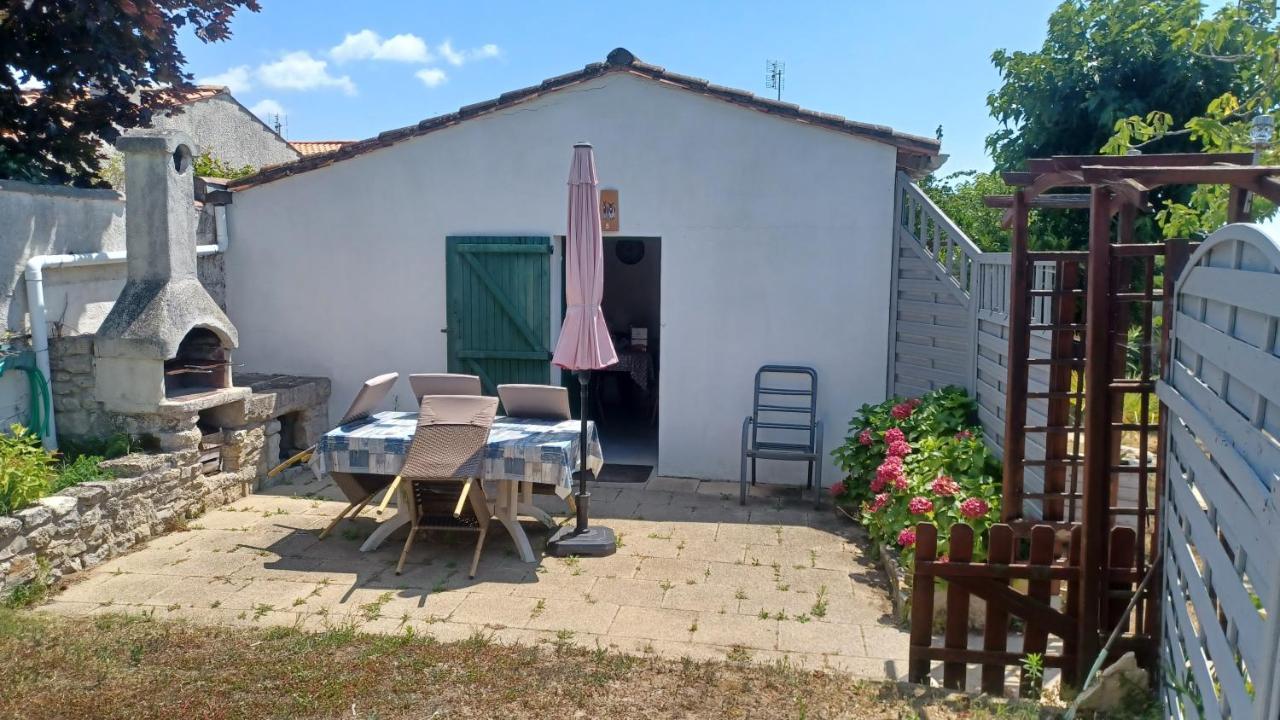 Le Clos Do Re Sainte-Marie-de-Ré Exterior photo